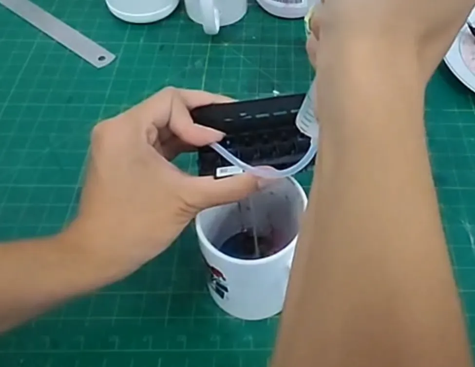 Cleaning the print head